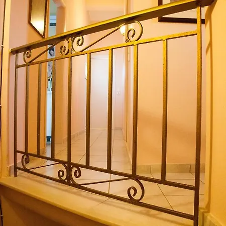 Joanna Villa Metaxáta